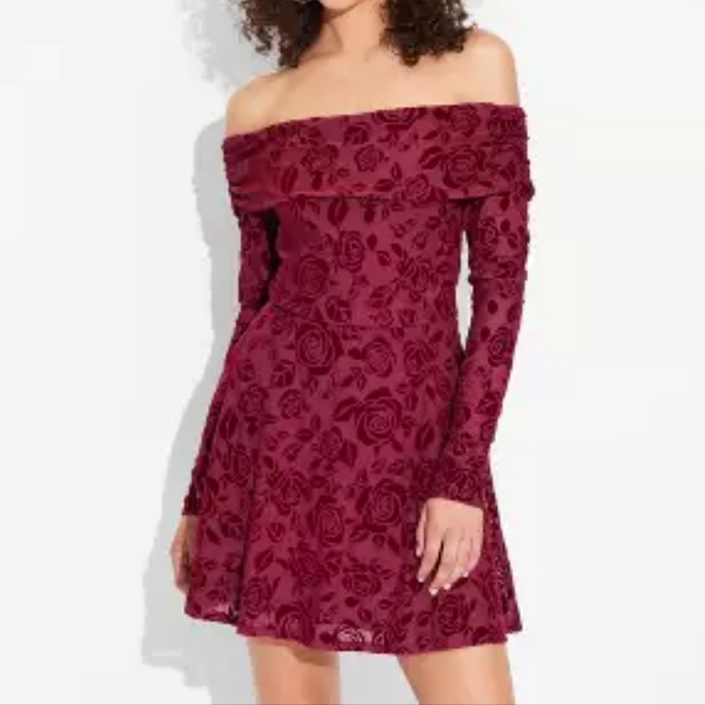 ❤️10/$16 New Elegant Off-Shoulder Burgundy Dress